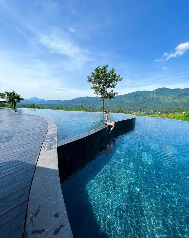 4 bể bơi vô cực "nhìn là muốn đi" ở vùng núi phía Bắc: View thung lũng đẹp mê mẩn, lại còn điều chỉnh nhiệt độ theo mùa - Ảnh 11.