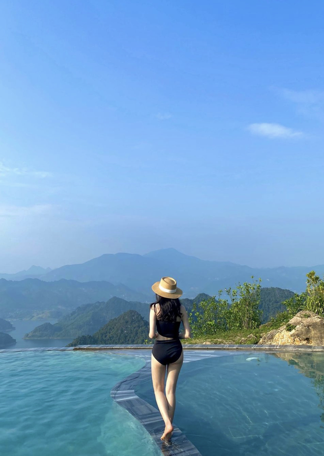 4 bể bơi vô cực "nhìn là muốn đi" ở vùng núi phía Bắc: View thung lũng đẹp mê mẩn, lại còn điều chỉnh nhiệt độ theo mùa - Ảnh 2.