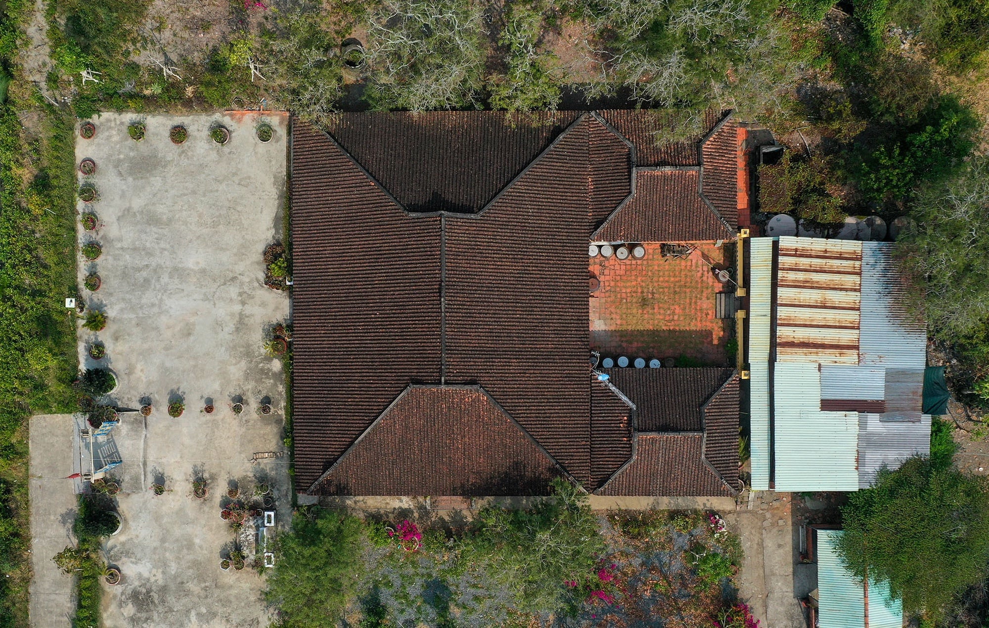 Toàn cảnh ngôi nhà cổ từ trên cao 