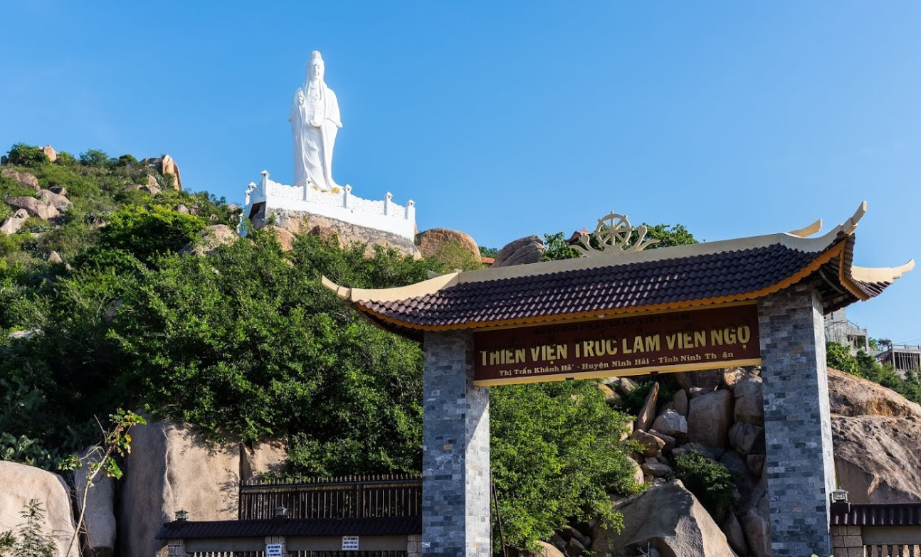 Thiền viện Trúc Lâm Viên Ngộ: Chốn thanh tịnh giữa lòng Ninh Thuận